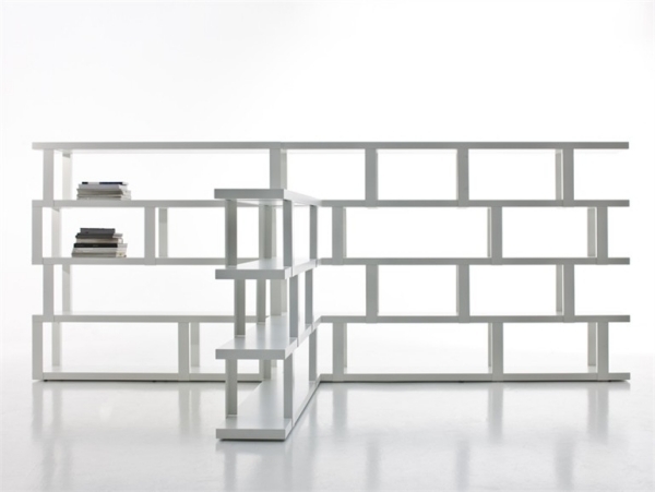 tred knižnica moroso taliansko monica armani biela