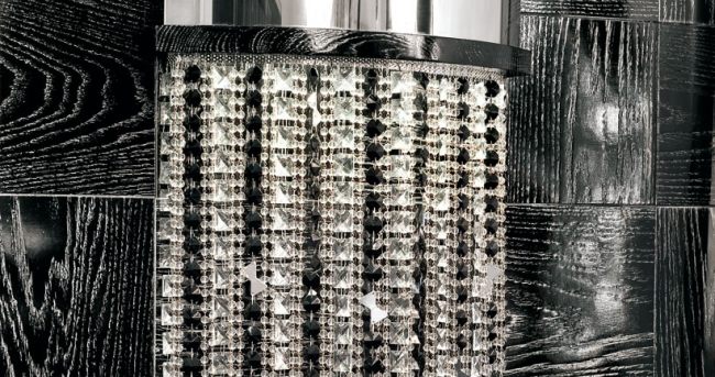 Dizajnová kuchyňa z laminátu-čierny dub-bižutéria na stenu-kryštály Dizajnová kuchyňa z laminátovo-čierneho dubového dreva a dekorácií nástenných kryštálov