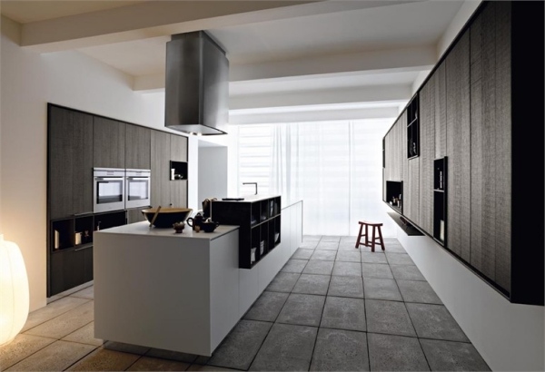 trendový kuchynský ostrovný nábytok farebné akcenty dizajn taliansky