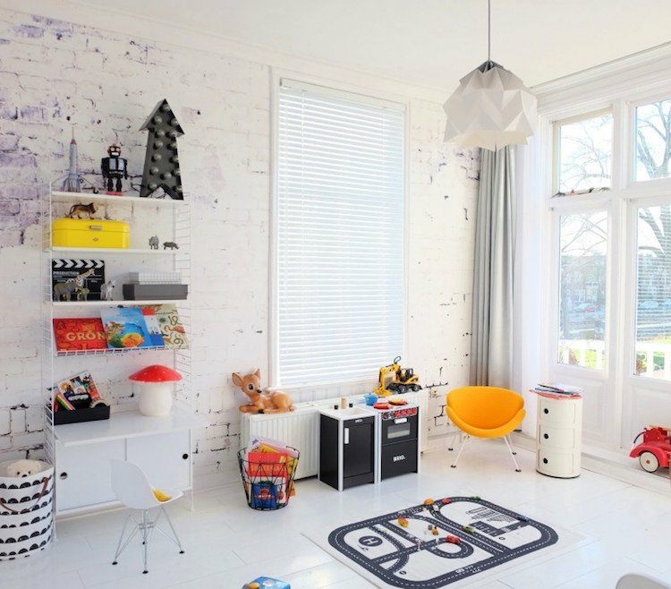 detská izba-pohodlná-čítacia-stolička-Orange-Slice-Junior-Artifort