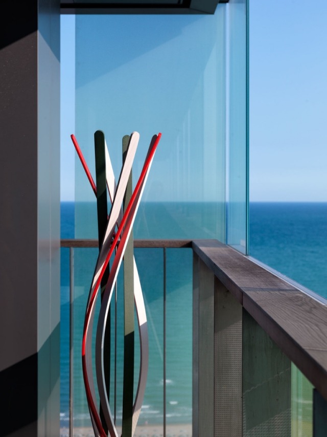 Burtscher & amp; Háčik z bukového dreva, stojan na oblečenie Bertolini