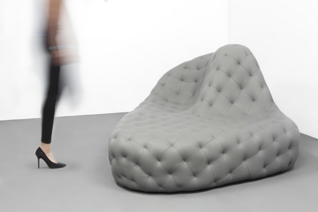 Kožený moderný vzhľad oblečený pre dvoch ľudí