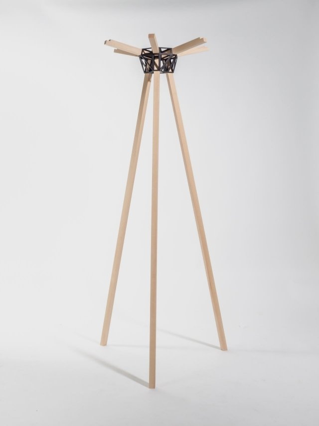 Postavte si stojany na oblečenie sami Drevo-polyamidové konektory Studio Minale-Maeda-Keystones Postavte si svoj stojan na oblečenie sami Drevený polyamidový konektor Minale-Maeda-Design Keystones