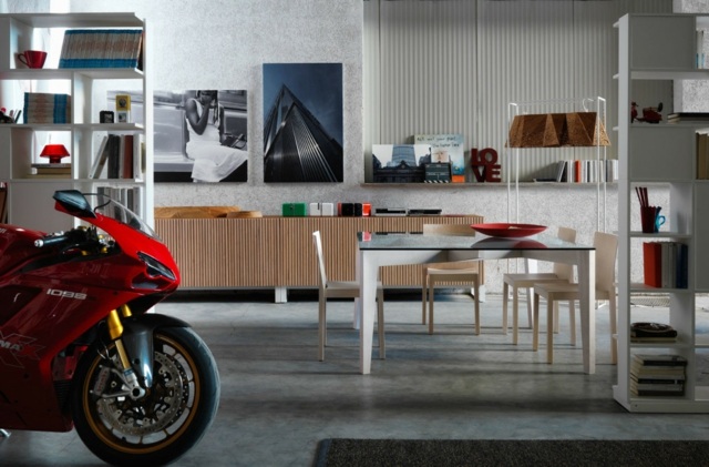 Drevený príborník nápady na zariadenie obývačky z dubového dreva