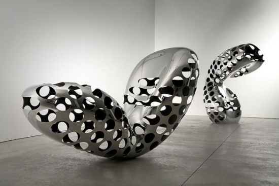 dizajn nábytku podľa povrchu ron arad dier