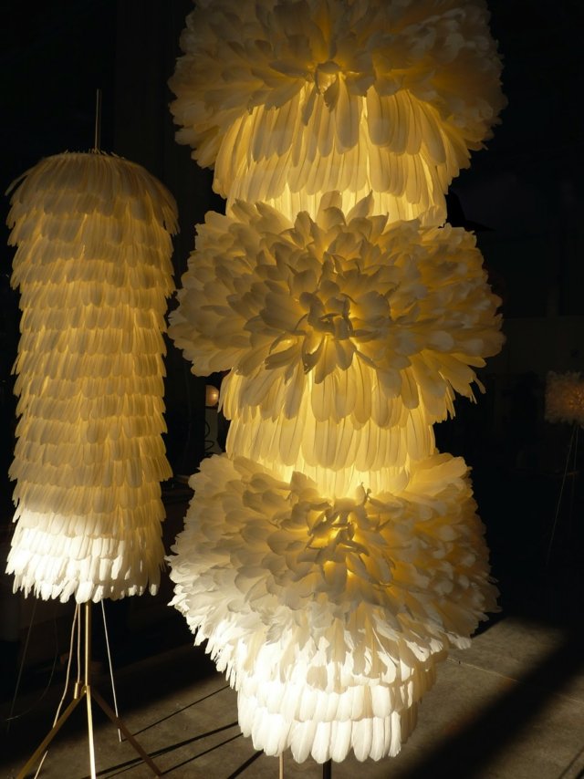 Lampy perie zdobené stojacie svietidlo moderné štýlové exkluzívne zdobená stojacia lampa moderná štýlová exkluzívna kolekcia