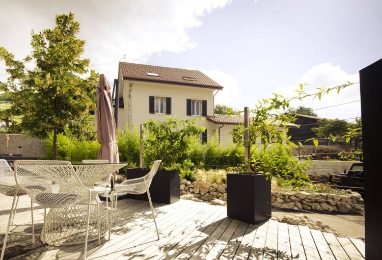 dizajnér-kvetináč-vláknocementová terasa-obdĺžnikové-kvetináče-veľké