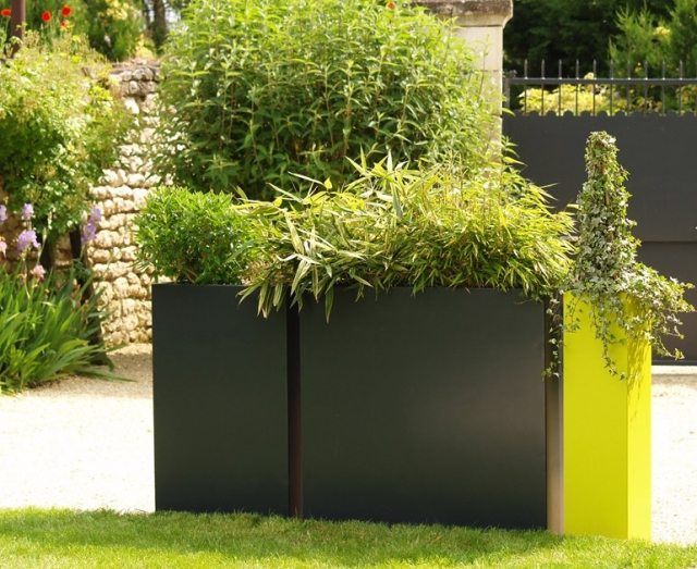 Dizajnová kvetináčová terasa s vysokou ochranou obrazovky