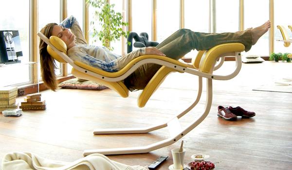 relaxačné kreslo gravity vitra nábytok beztiažová relaxačná stolička gravitačný vitra nábytok