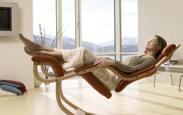 relaxačné kreslo vitra nábytok v ľahu relaxačné kreslo vitra nábytok ležiaca poloha plávajúca