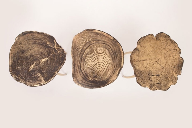 kovová stolička, dizajn pňa, vzhľad sedadiel