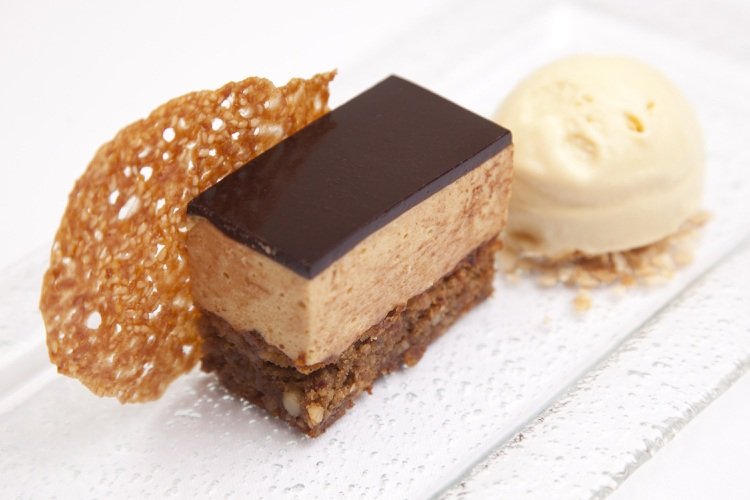 Orechová pena Tart Ganache zmrzlinová guľa