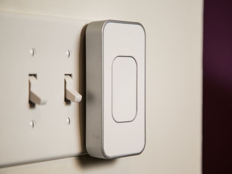 Aplikácia Switchmate a podrobné funkcie smart-home-devices-2016-switchmate-light-smartphone-bluetooth-app