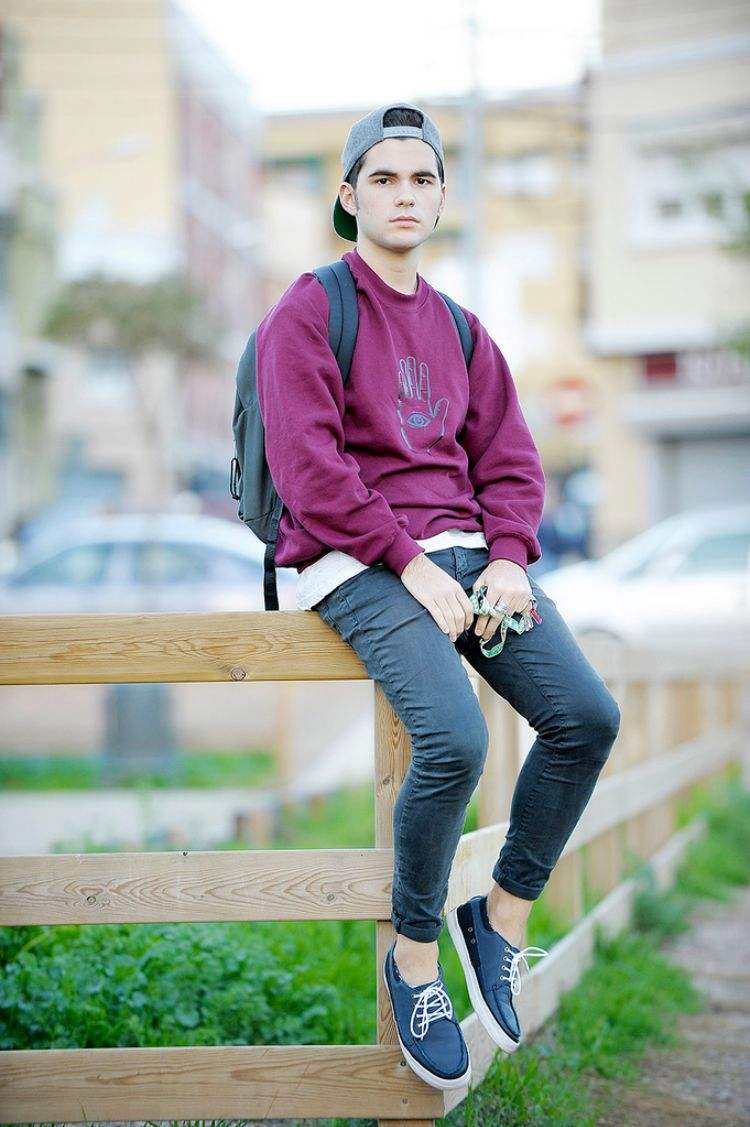 módne trendy-muži-2017-2018-teen-klobúk-hipster-batoh