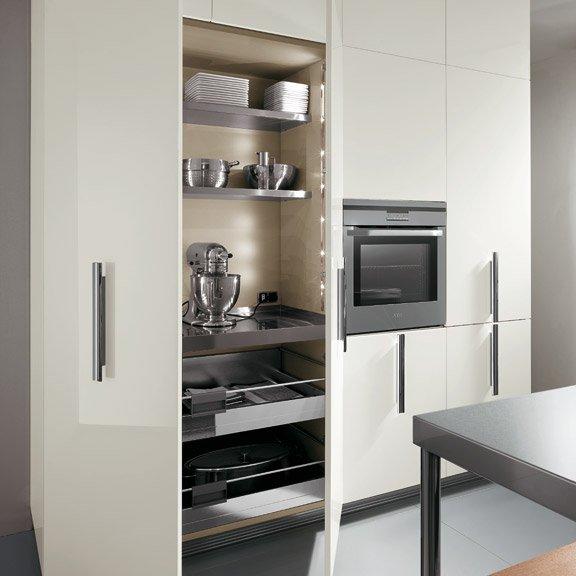 bariková kuchyňa ernestomeda skrinka biely vstavaný sporák barrique kuchyňa Taliansko ernestomeda skrinka biely vstavaný sporák