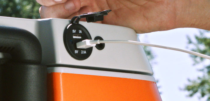 najchladnejšia-kuhlbox-kickstarter-USB-nabíjacia stanica