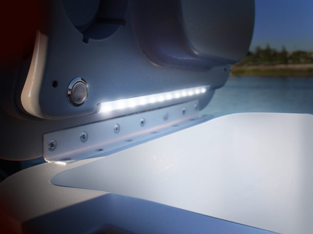 najchladnejší-kuhlbox-kickstarter-led-osvetlenie-veka