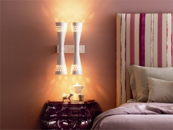 svetlá dizajnová nástenná lampa creazioni nášivka Nástenná lampa s dizajnom svetiel od aplikácie creazioni