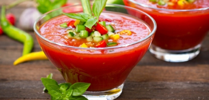 výborná paradajková polievka na diétu Paradajková polievka je tiež súčasťou stravy