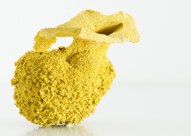 zaujímavý dizajn žltá vytvára neobvyklé netypické tvary