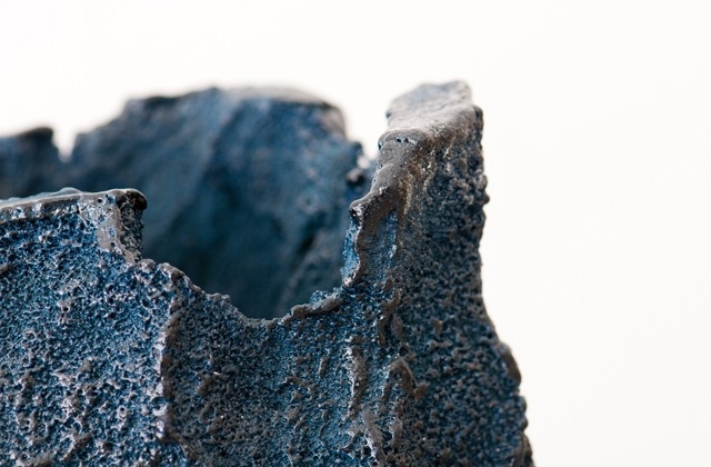 váza na deco modrá farba keramický vzhľad originál