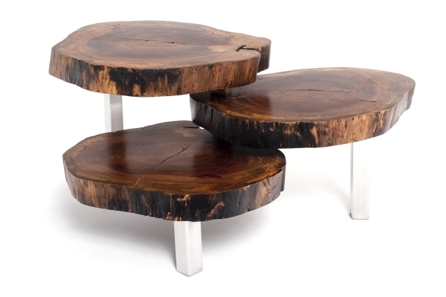 konferenčný stolík z recyklovaného dreva plná červená zábavná funkcia