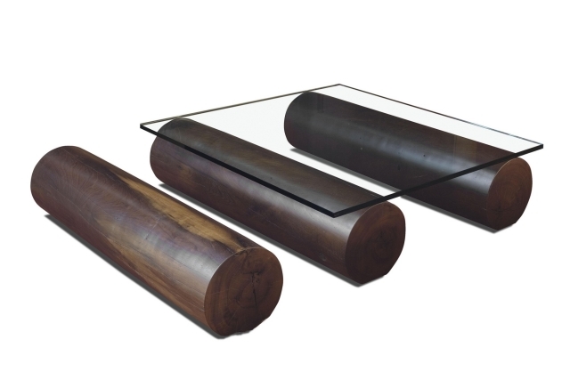 konferenčný stolík cilindro kmene stromov sklenená doska