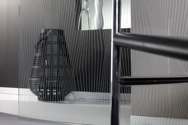 dizajnové sklenené dvere lars contzen sieťotlačové linky