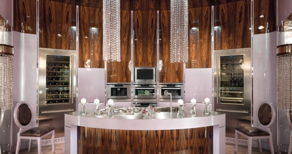 súčasné-drevom obkladané-lesklé povrchy