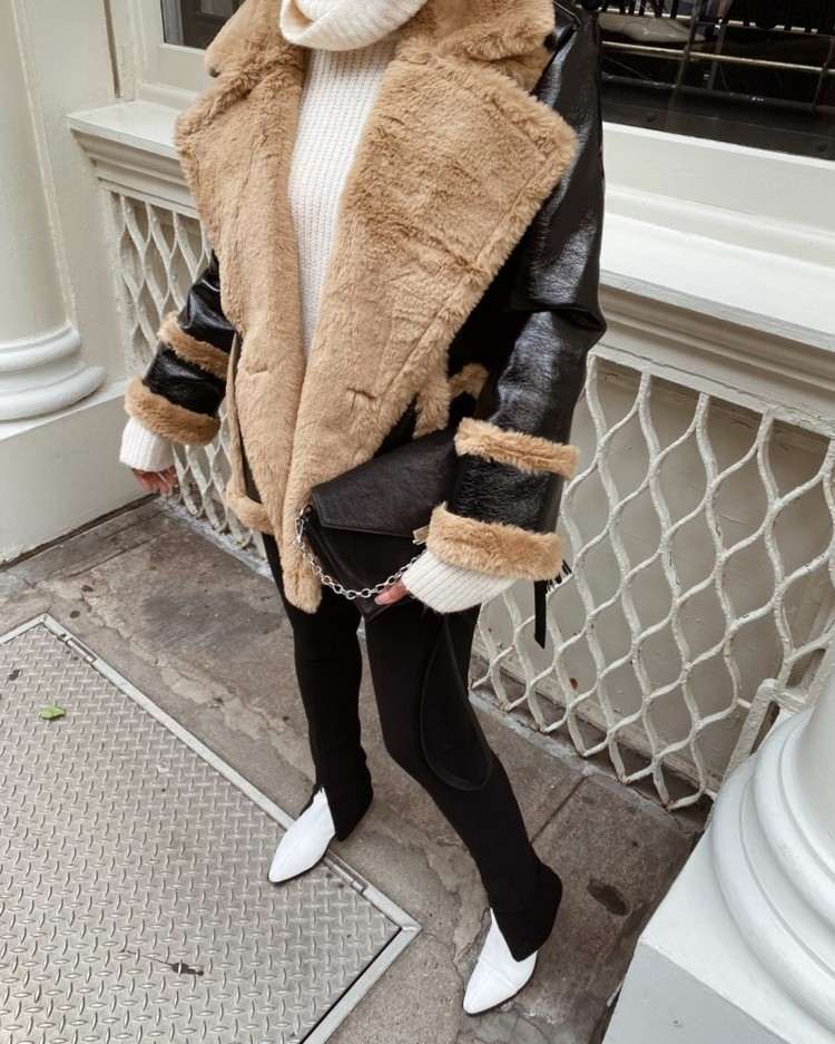 Kožená bunda z jahňacej kože a legín s rozparkami na spodnom leme