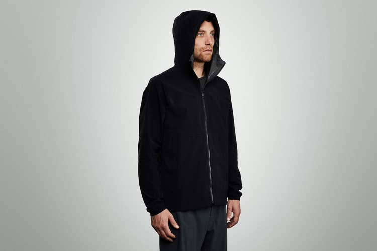 obojstranná bunda grafenovo čiernej kapucne