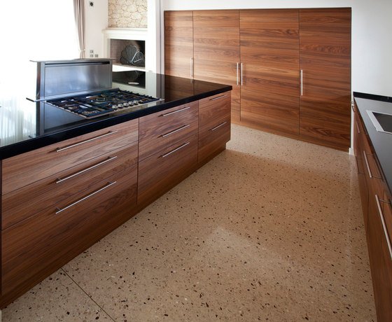 Kuchynská zbierka Arthesi hidra drevená ostrovná špajza