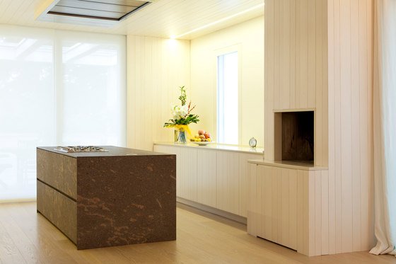 emócie v kuchyni porfýr z bieleho dreva