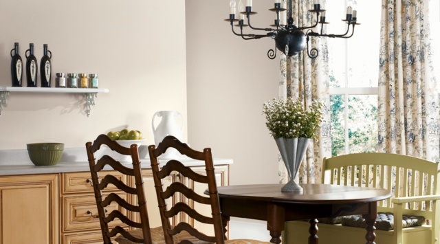 Maľovať steny farebné nápady kuchyňa jedálenský kút pokrytý svetlé Farebné nápady kuchynský jedálenský kút pokryl svetlo ružové nuansy