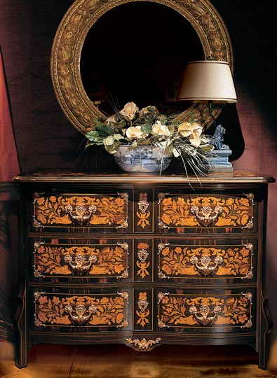 Klasická komoda Provasi z talianskeho nábytku Klasický-taliansky-nábytok-Provasi-komoda