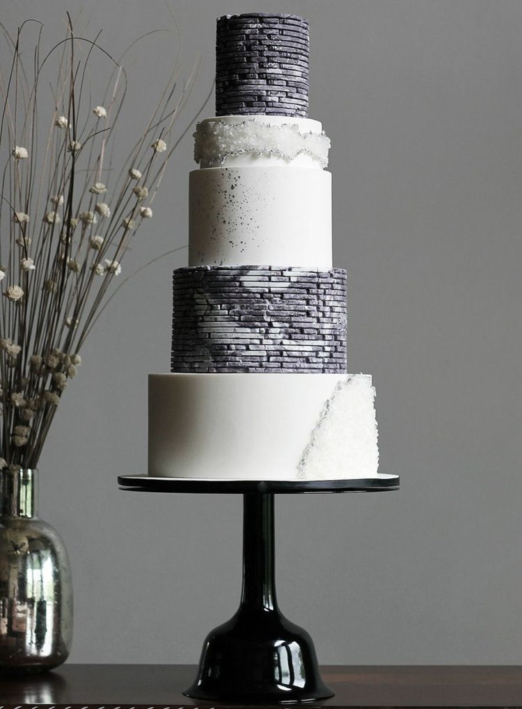 Moderná myšlienka s tehlou pre priemyselný a podkrovný štýl s krištáľom