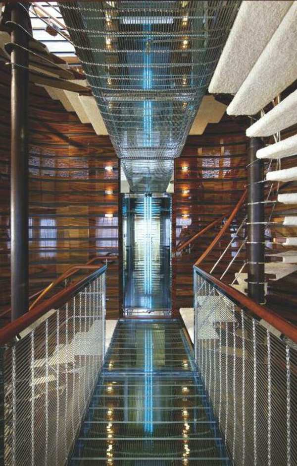 luxusný interiér luxusná jachta viva la vie luxusný-interiér-luxus-jachta-vivalavie