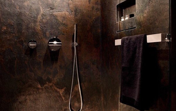 interiérový dizajn jachty luxusné sprchy tóny dreva