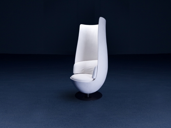 Tulipánové kreslo z tulipánu z tkanín z materiálu Alcantara