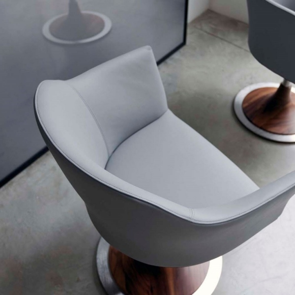 Látkové kreslo Alcantara šedé čalúnenie