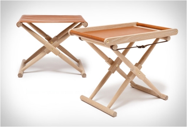 Kolekcia nábytku Ghurka má cestovateľský nádych ghurka-stôl-koža-dub-zbierka-skladací