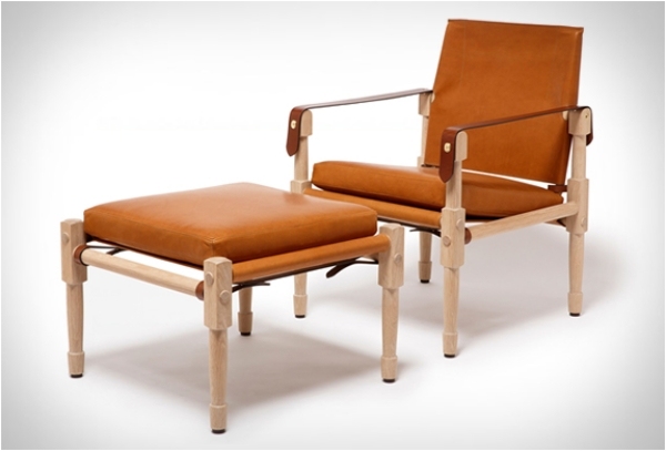 Stolička a stolička v rovnakej výške ghurka-nový-nábytok-kolekcia-nápady-cestovanie