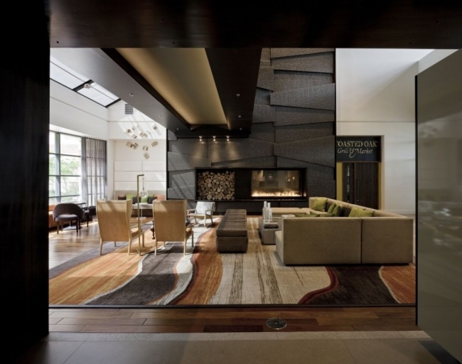 moderná hotelová hala Baronette Renaissance Hotel Michigan moderný dizajn lobby Baronette Renaissance Hotel Michigan