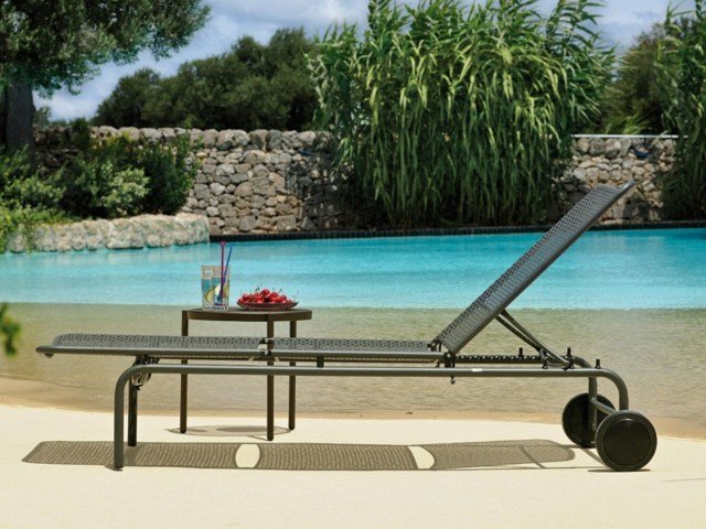 Lehátko vysoko kvalitného svetla na kolobežku talianskeho dizajnu Navrhnite vysoko kvalitný skúter ľahko manévrovateľný výrobcom Emu