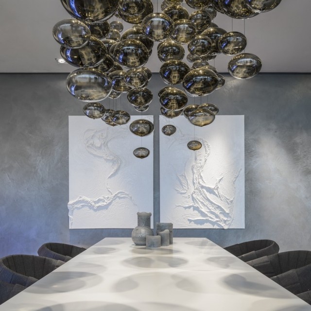 interiér-dizajn-zasadacia miestnosť-design-robert-kolenik-konferenčný stolík-kreslo-koža