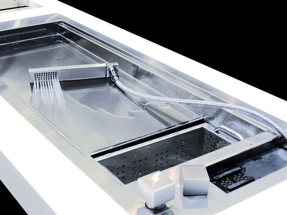 inovatívny-drez-s-ručnou sprchou-moderná kuchyňa