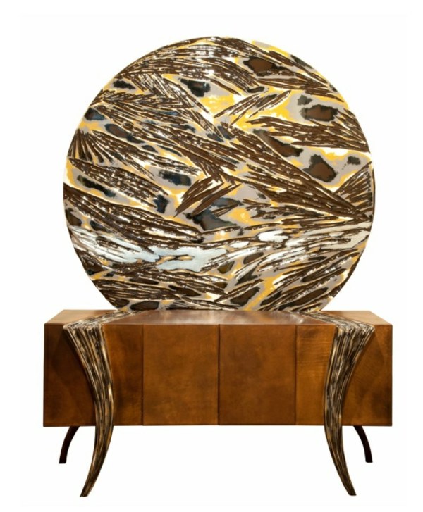 elegantné-malé-drevené-stolné-žlté akcenty