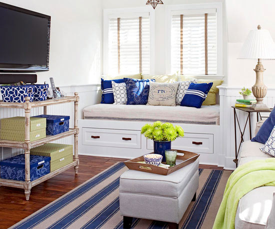 úložný priestor taburetka lavička výsuvy okien biela nápady na úložný priestor stoličky lavičkové zásuvky na okná biele