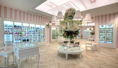 zariadenie detskej izby lacote s rozprávkovými motívmi princezná