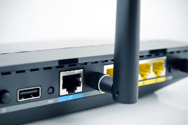 elektrina-žrút-domácnosť-wifi-router-gera% cc% 88te-nepretržitá spotreba